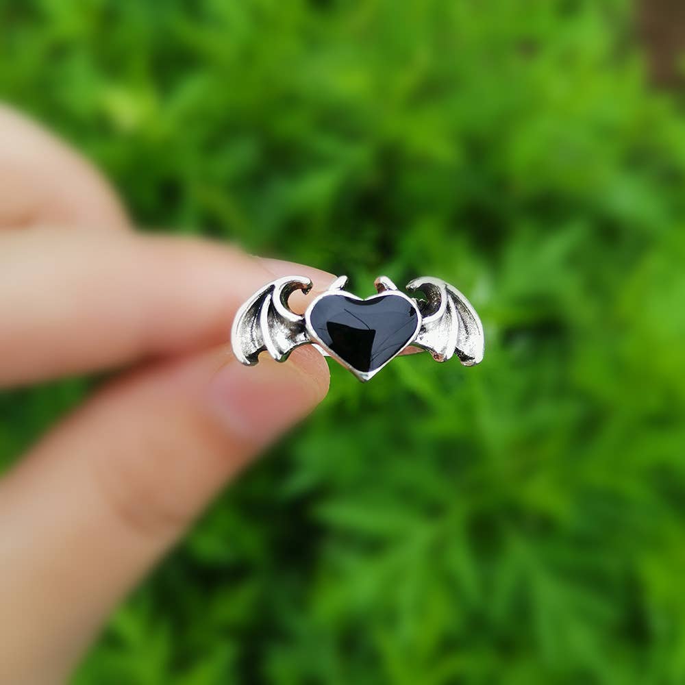 Edgy Bat Wing Heart Adjustable Ring: Black / One-Size