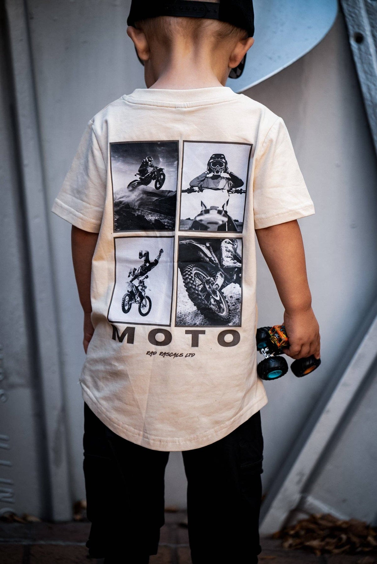Moto T-Shirt: 4T