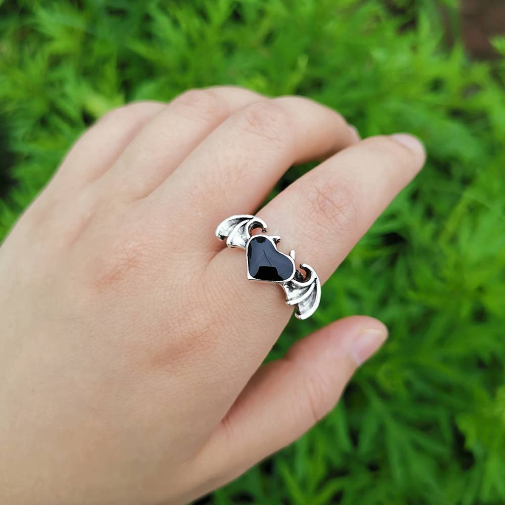 Edgy Bat Wing Heart Adjustable Ring: Black / One-Size