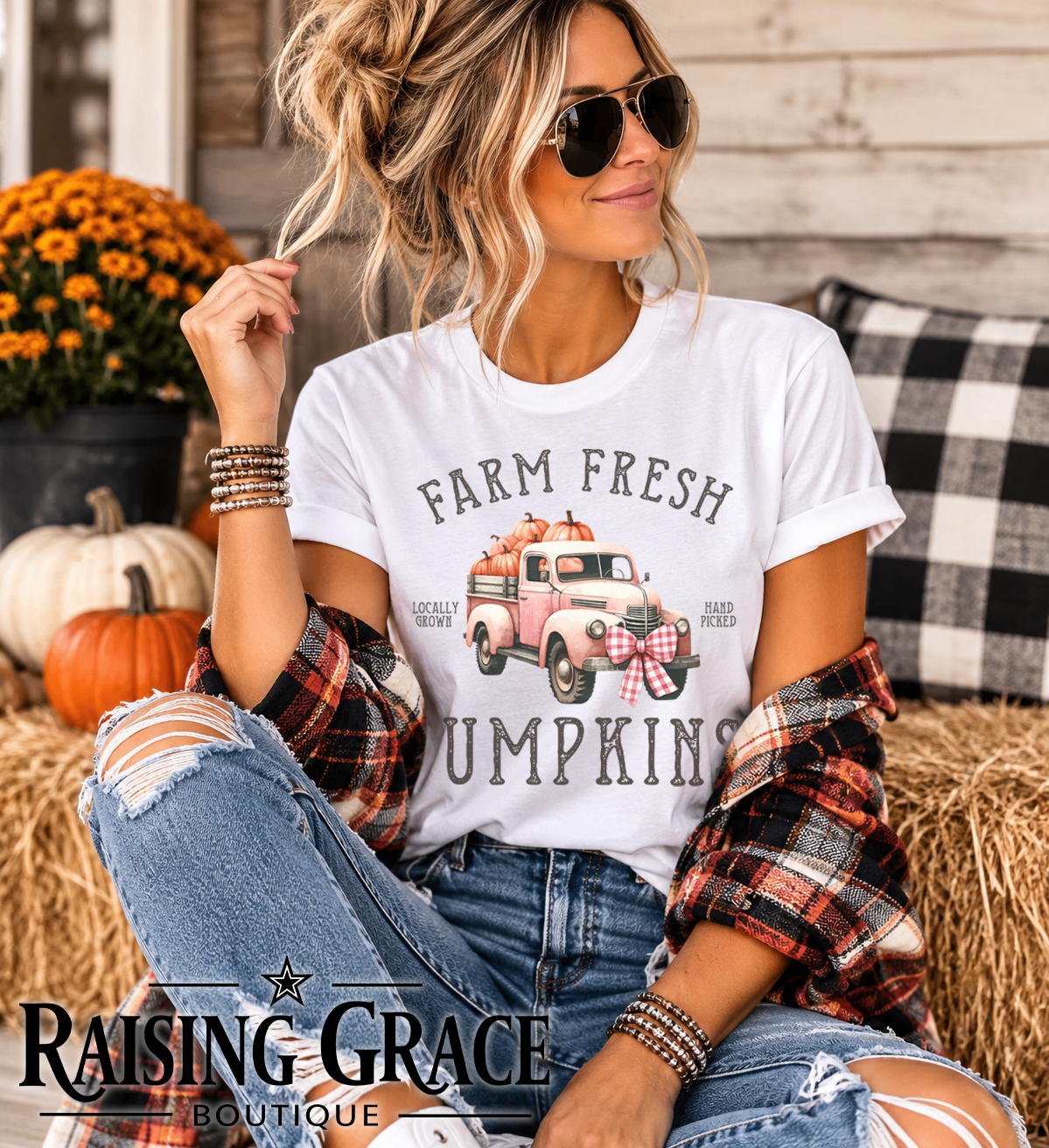 Farm Fresh Pumpkins Shirt, Fall Graphic Tee, Vintage Pink Truck T-Shirt, Pumpkin Patch Shirt, Cute Farmhouse Autumn Tee